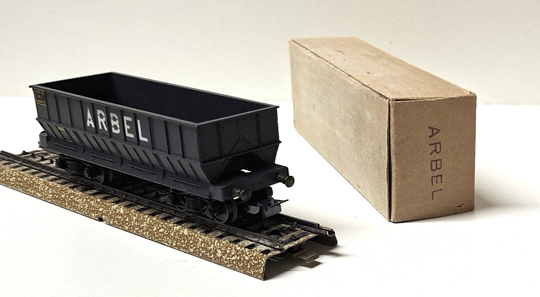 Modellini di ferrovie: SMCF 564 - 4a Erzwagen ARBEL, Okt – Usato da Cheseaux-Noréaz venduto da byefundus 3