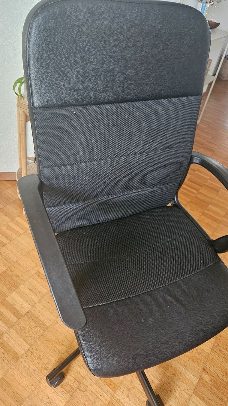 Ikea Stühle: Ikea Bürodrehstuhl – Gebraucht aus Volketswil von yaese 1
