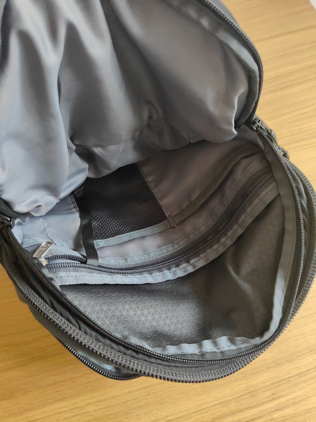 North Face Zaini: The North Face Borealis Rucksack – Usato da Olten venduto da Gegendiekultur 4