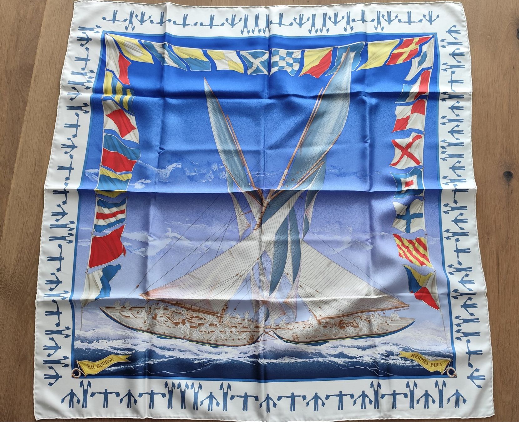 Hermès Foulards, Tücher & Schals: Hermès Seidenfoulard – Gebraucht aus Uetikon am See von gaae008