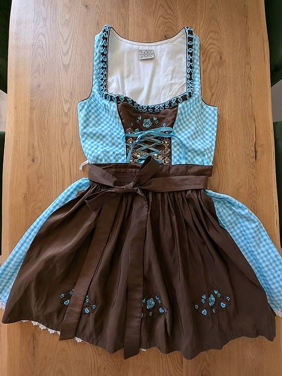Vestiti: Dirndl Damen  – Usato da Zürich venduto da daj_w7nd