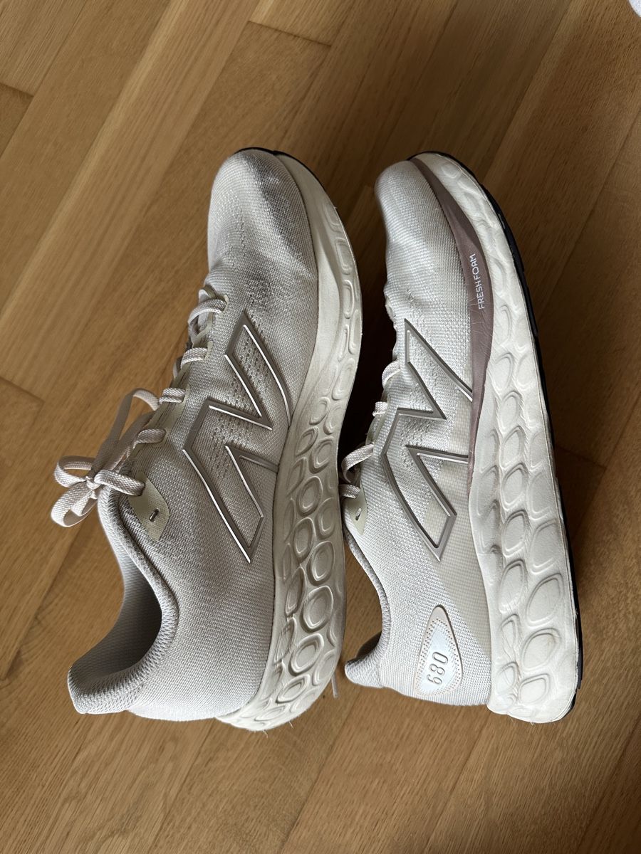 New Balance Herrenschuhe: New Balance Sneakers W680  – Gebraucht aus Altdorf UR von 3beeri 3