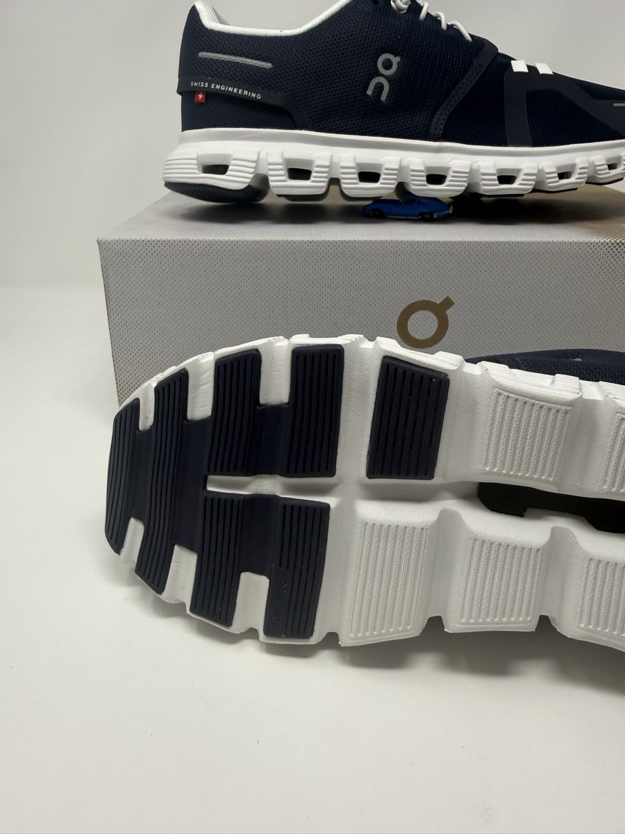 On Herrenschuhe: On Running Cloud 6 Herren Grösse 43 EU  – Neu und originalverpackt aus Luzern von kim221080 2