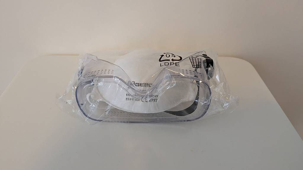 Occhiali & Lenti: Gehörschutz - Schutzbrille - Maske – Nuovo (secondo la descrizione) da Bäretswil venduto da Ober-Land 3
