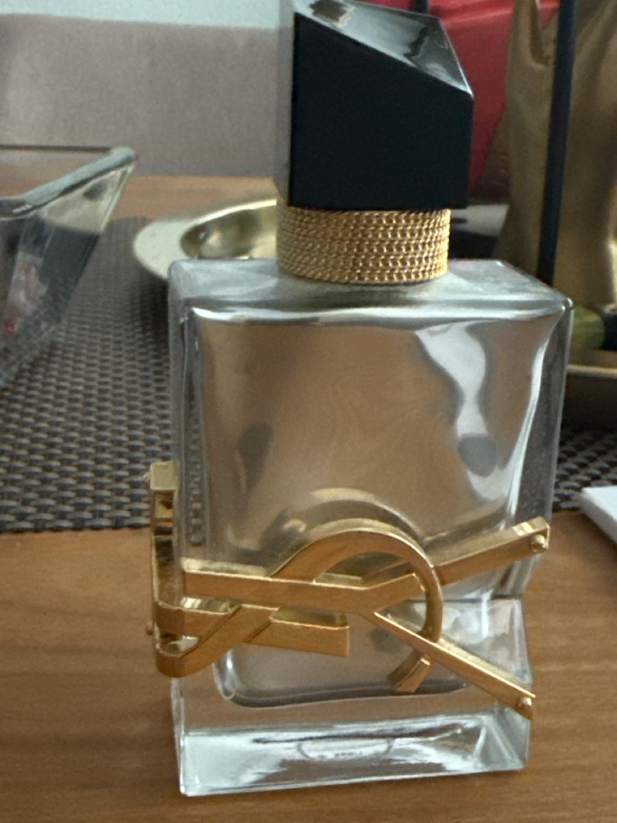 Saint Laurent Profumi & Eau de Toilette: YSL Absolu Platine  Parfüm – Usato da Wilen b. Wollerau venduto da lan_l5n5