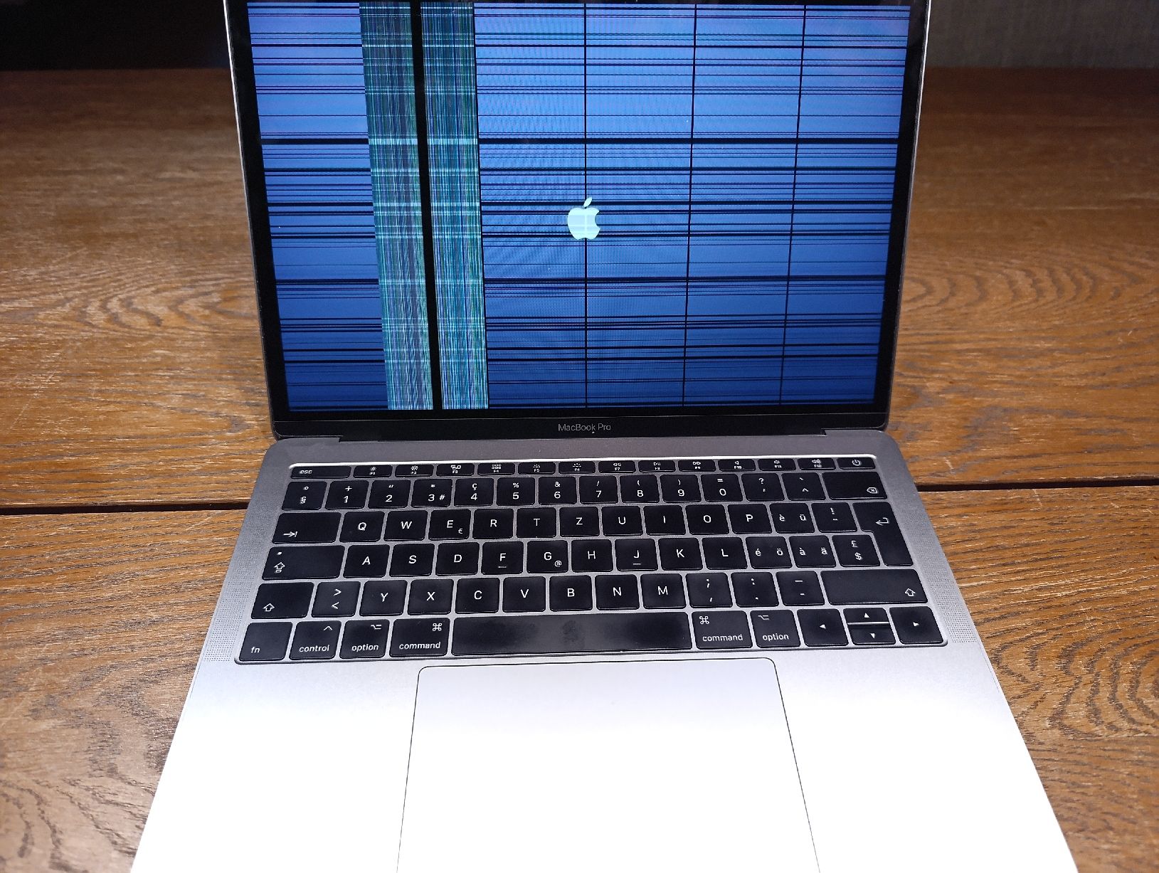 Apple Notebook: MacBook Pro – Difettoso da Ehrendingen venduto da smotuljak 4