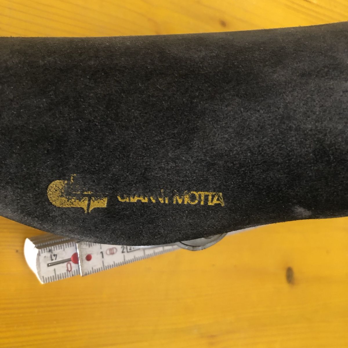 Pièces détachées: Sattel – D'occasion à Riehen par Love-and-Peace 4