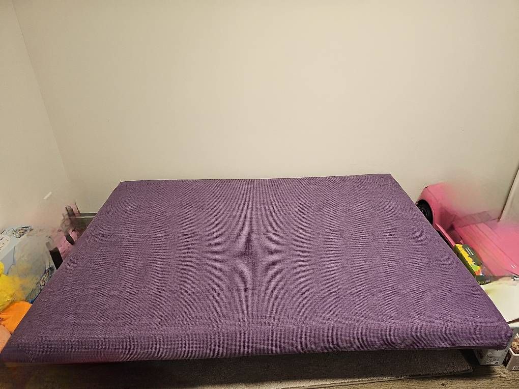 Divani: Bettsofa violett – Usato da Bülach venduto da Kat1ru 1
