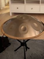 Handpan Instrument mit Tasche und Stativ