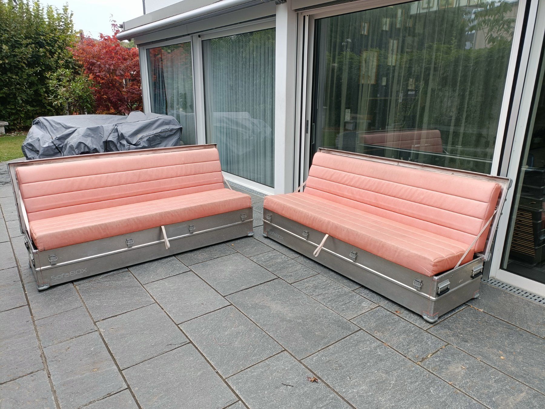 Sofas: SofaBOX – D'occasion à Schmitten FR par oldtimer82