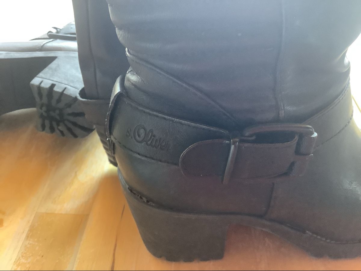 S.Oliver Scarpe da donna: Bottes S.Oliver noire taille 37 – Usato da Le Noirmont venduto da Thiwen-Ric 2