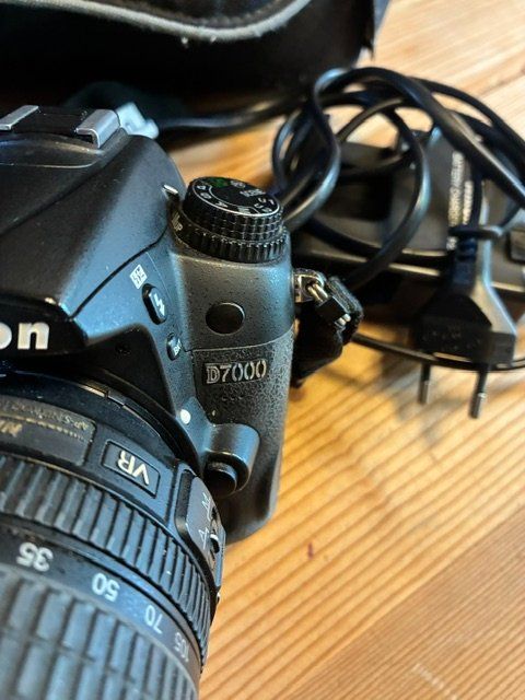 Nikon Kamera: A Vendre: Nikon D7000 avec objectifs – Gebraucht aus Arbaz von Cpp0 1