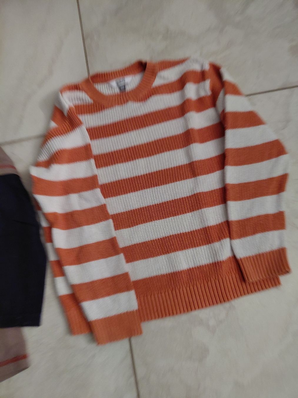 Lotti & Set di vestiti: Knaben Pullover und  Tshirt – Usato da Grenchen venduto da fabai 2