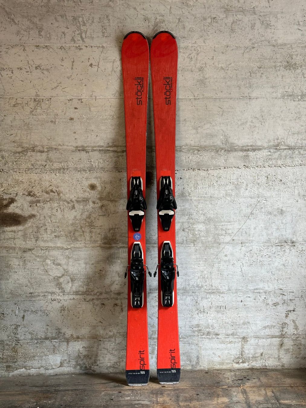 Stöckli Skis: Stöckli Spirit Ski 155CM – Gebraucht aus Emmenbrücke von karkarkar