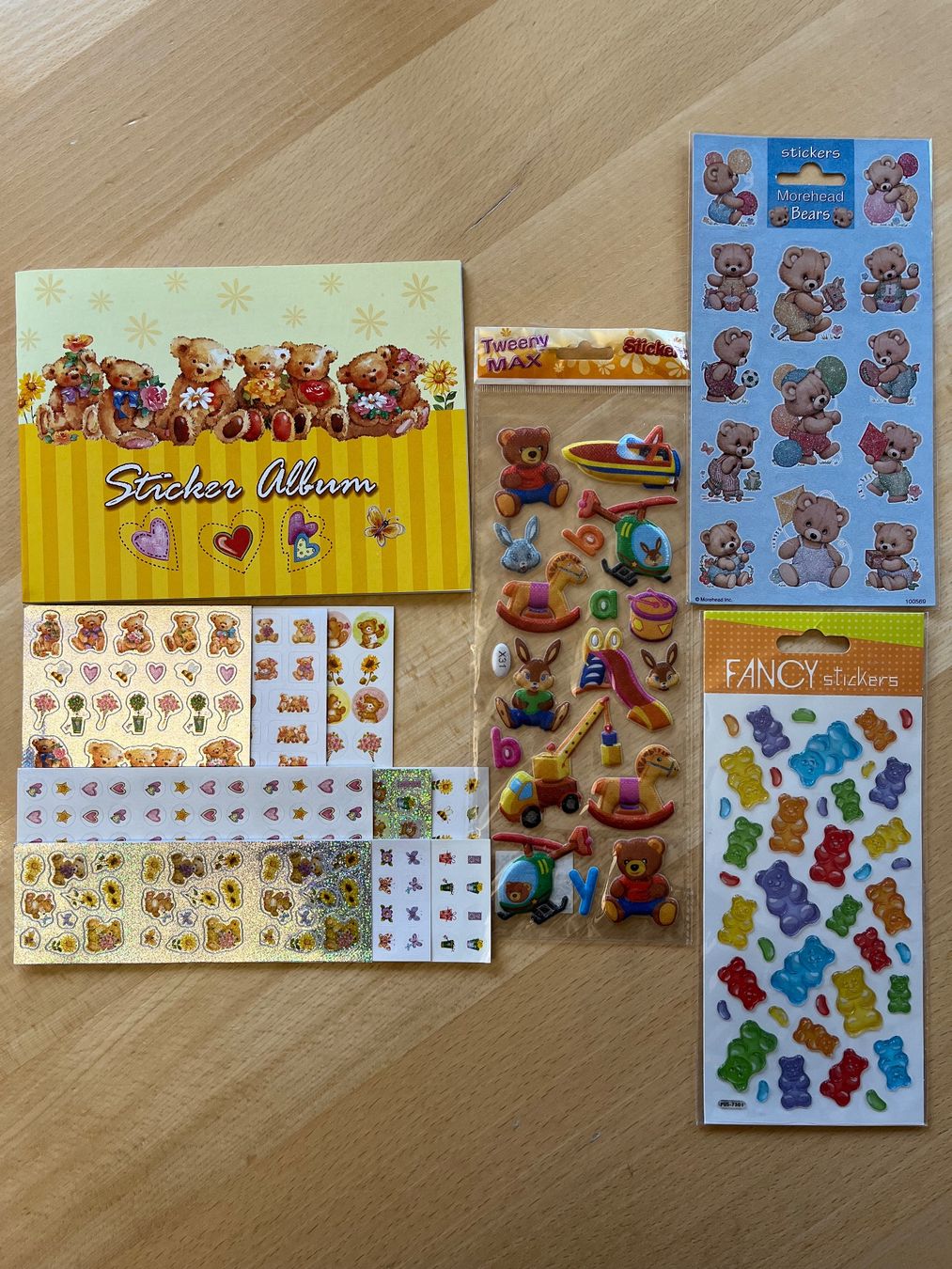 Sticker: Bären Sticker-Set, neu! – Nuovo (secondo la descrizione) da Ennetbaden venduto da jas_hb6t