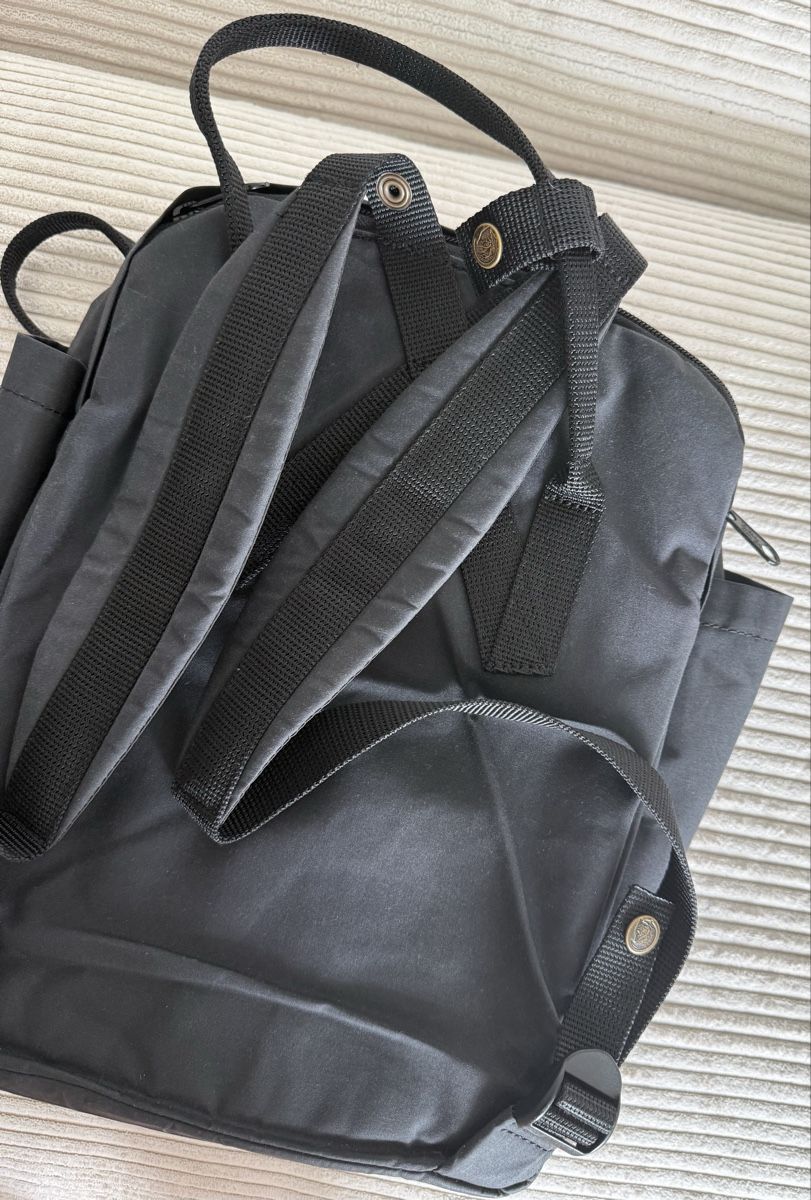 Fjällräven Rucksäcke: Fjällräven Kanken Rucksack mit Laptopfach – Gebraucht aus Frauenfeld von Lunarlilac 4