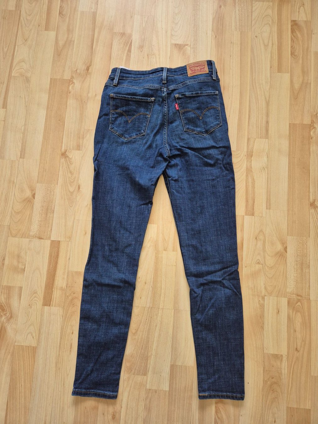 Levi's Jeans: Levi's Jeans – Usato da Bonaduz venduto da lau_kn5v 1