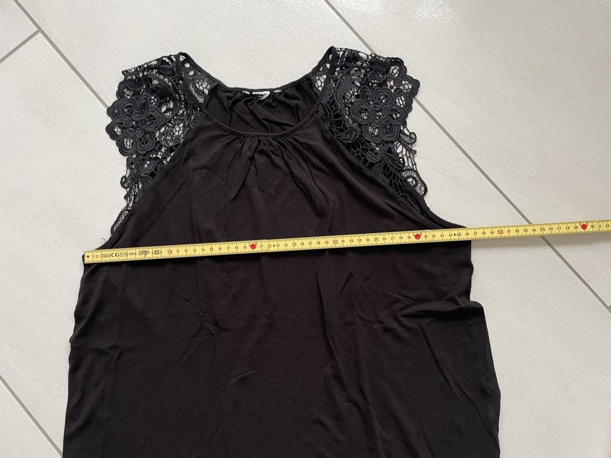 T-shirt: Zwei lässige T Shirts Gr M – Nuovo (secondo la descrizione) da Rüti ZH venduto da kar_xx9l 4