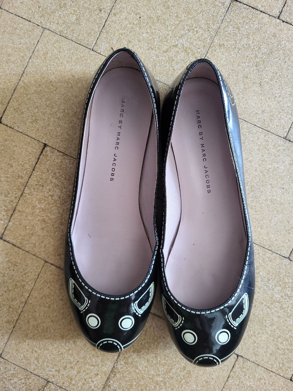 Marc Jacobs Scarpe da donna: Ballerinas von Marc by Marc Jacobs – Nuovo (secondo la descrizione) da Zweisimmen venduto da Adorable 1