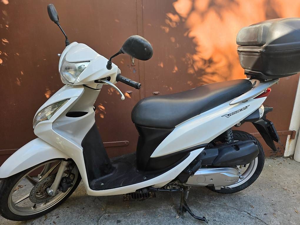 Scooter: Honda vision 110 cc expertise 29.04.2026 – Usato da Genève venduto da man_9g78 3