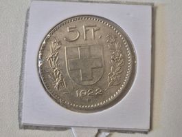5 Fr. 1922 Silbermuenze Helvetia Confederatio guter Zustand