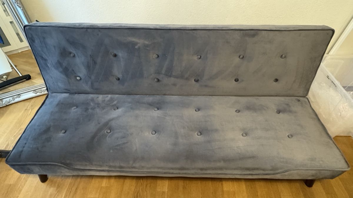 Divani: Schlafsofa grau Veloursoptik  – Usato da Hirzel venduto da TargatoNA 3