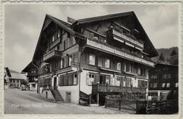 BE 55 Gstaad Post-Hotel Rössli 1941 Feldpost EL-Bromsilber
