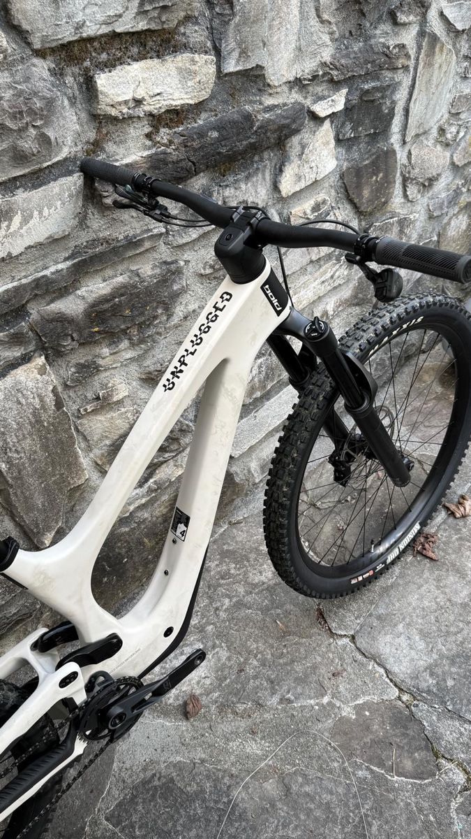 Velos: BOLD Unplugged Ultimate M – Neu (gemäss Beschreibung) aus Troistorrents von mor_p5rv 4