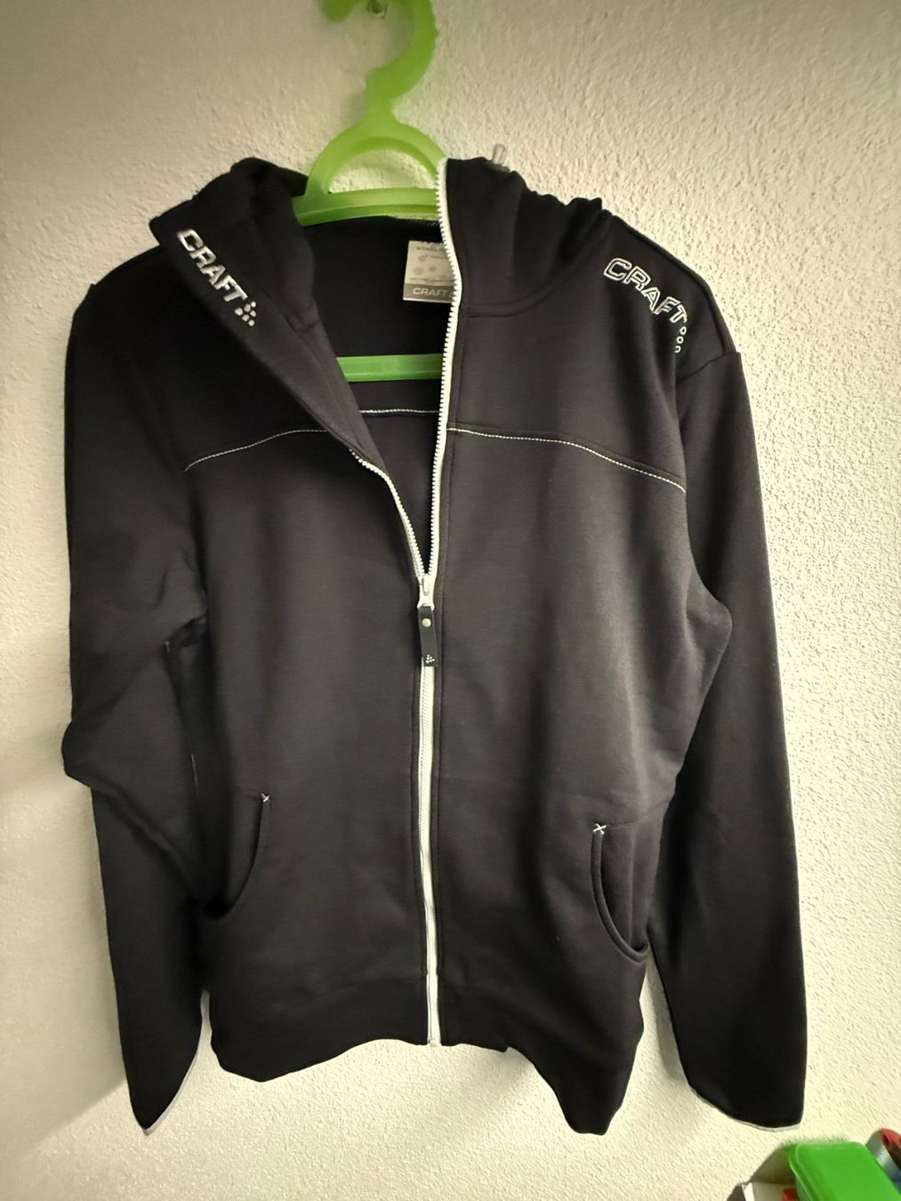 Maglioni & Felpe: Ein Midlayer von Craft, Gr M – Nuovo (secondo la descrizione) da Zweisimmen venduto da Mousie