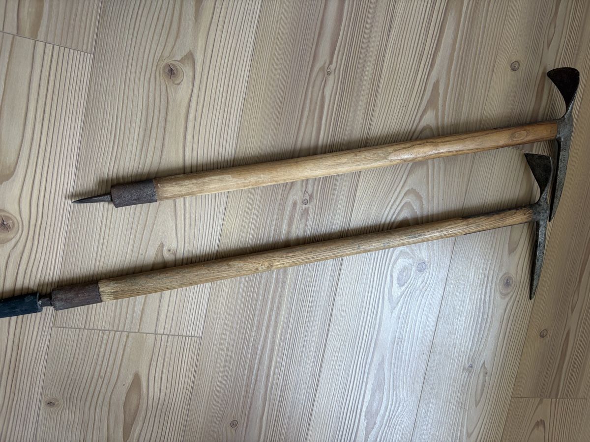 Attrezzatura da arrampicata: 2 alte Eispickel – Usato da Hägendorf venduto da StuderPascal 2