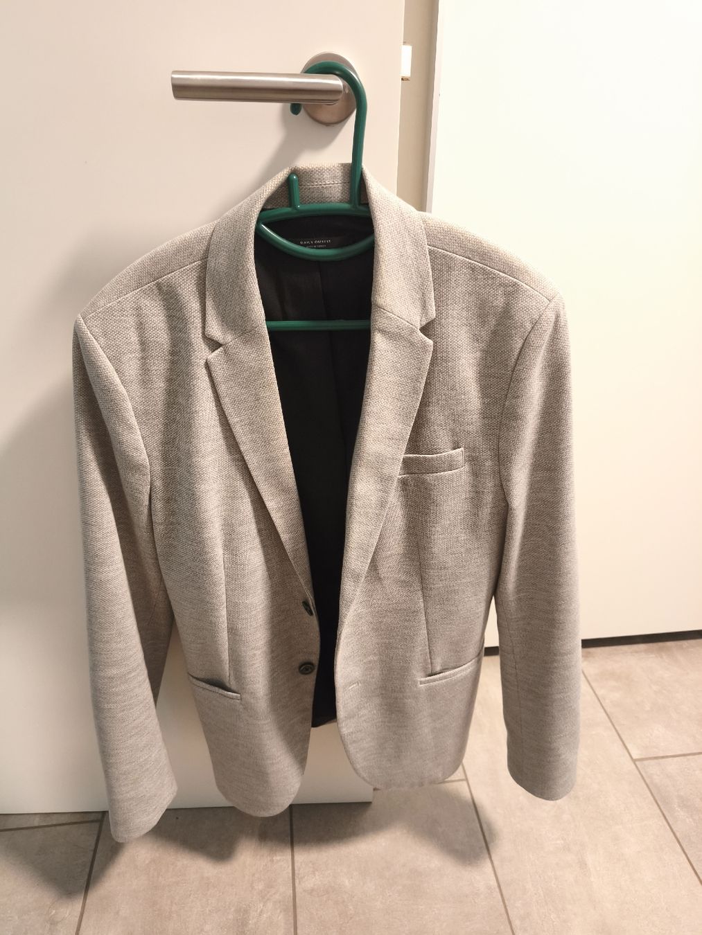 Zara Completi, tute sportive e funzionali: ZARA Essentials Herrenblazer hellgrau Gr. L  – Usato da Effretikon venduto da margion2026 1