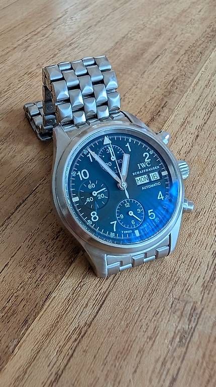 IWC Orologi: IWC Fliegerchronograph Ref. 3706 Durchmesser 39mm – Usato da Brunnen venduto da Alfa 1