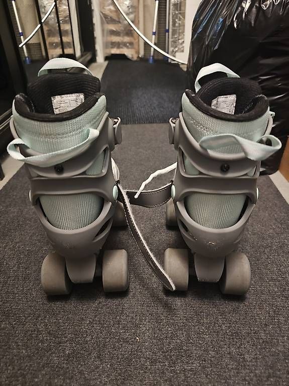 Patins à roul. & inline: Rollschuhe Kinder – D'occasion à Sursee par iva_jcp7 2