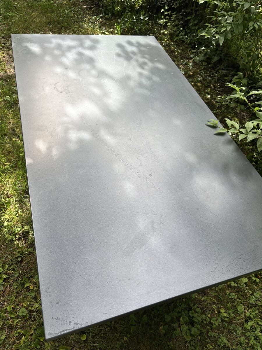 Tables: Schaffner Gartentisch,grau – D'occasion à Sitterdorf par Orvell 1