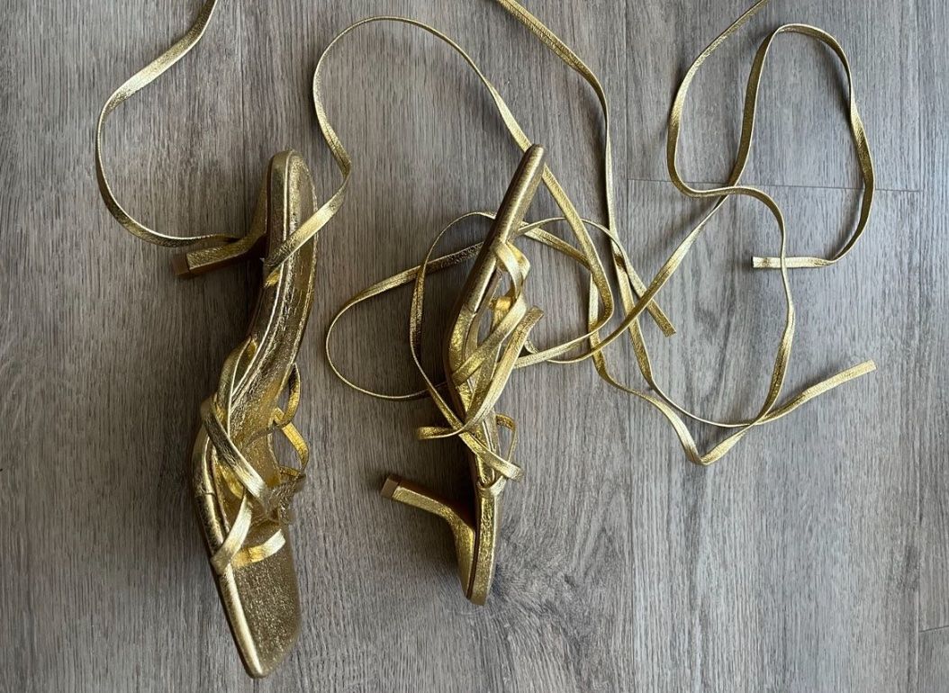 Zara Damenschuhe: Sandales Zara 37 gold – Neu (gemäss Beschreibung) aus Zürich von Lotta1509 1