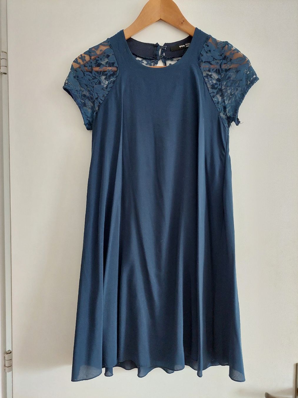 Vestiti: Sommerliches Spitzenkleid, blau, Grösse 36 – Usato da Zürich venduto da Taxista