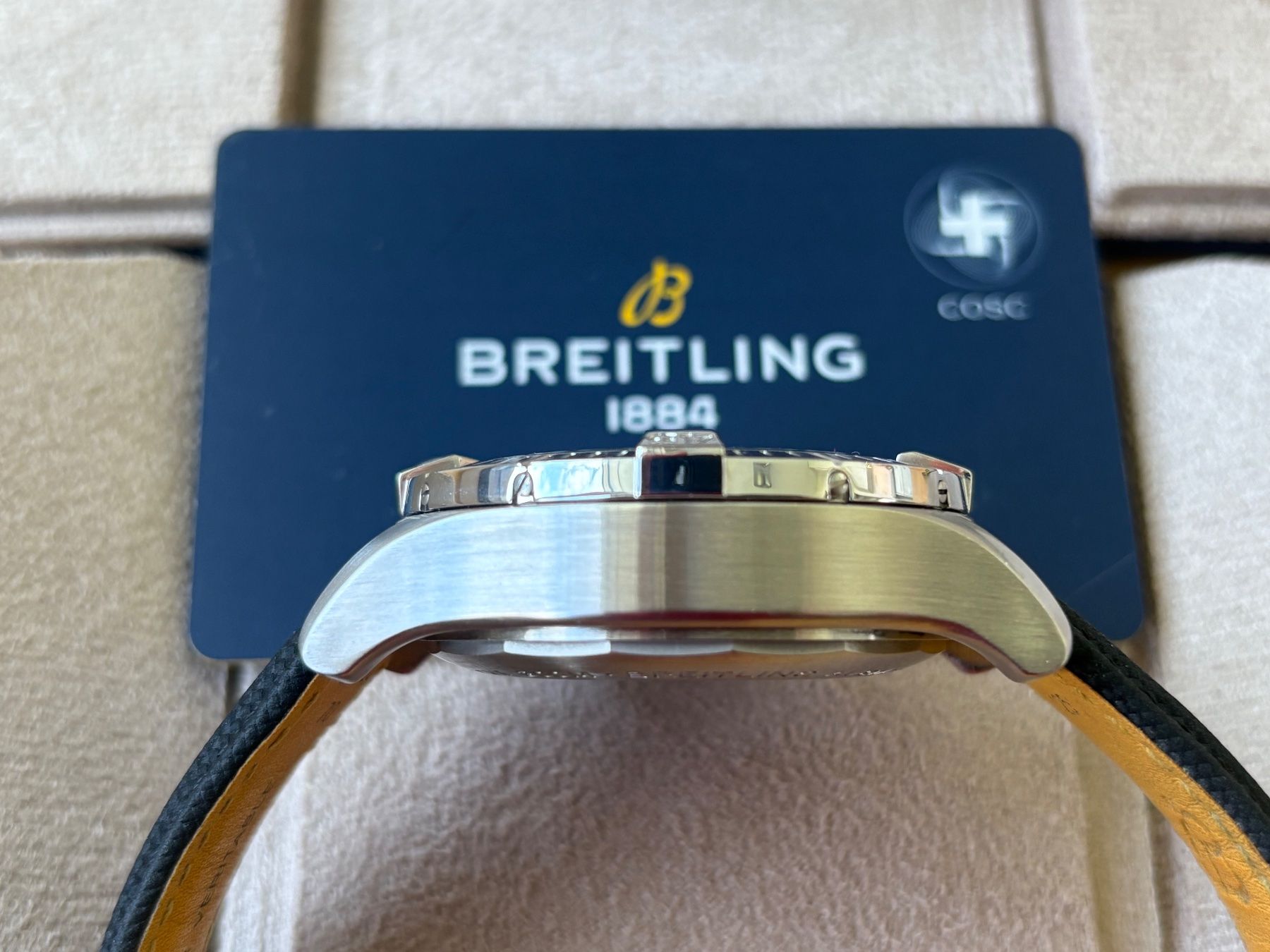 Breitling Orologi: Breitling Avenger Chronograph 43 Fullset mit Garantie – Usato da Birsfelden venduto da Mynos 7