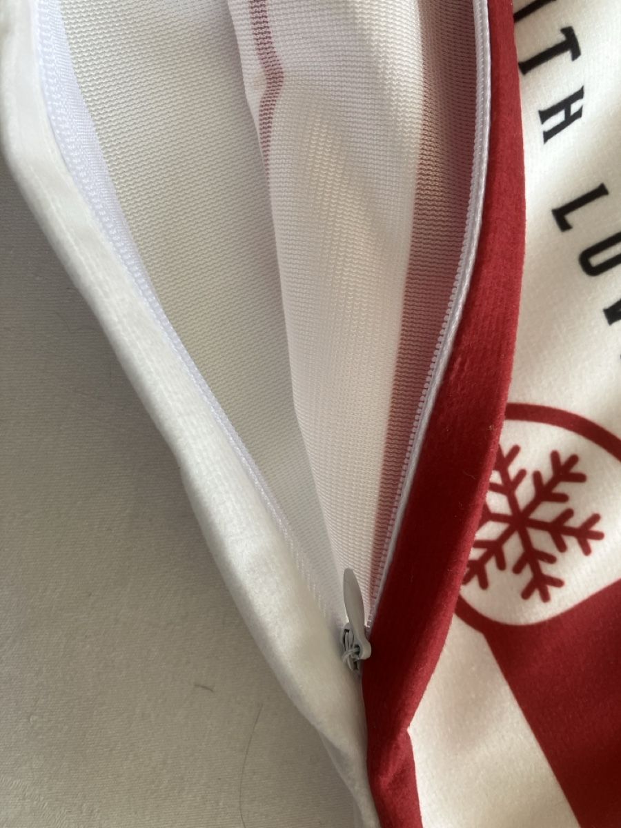 Cuscini: Fourre de coussins NEUVES – Nuovo (secondo la descrizione) da Pully venduto da claddagh 2