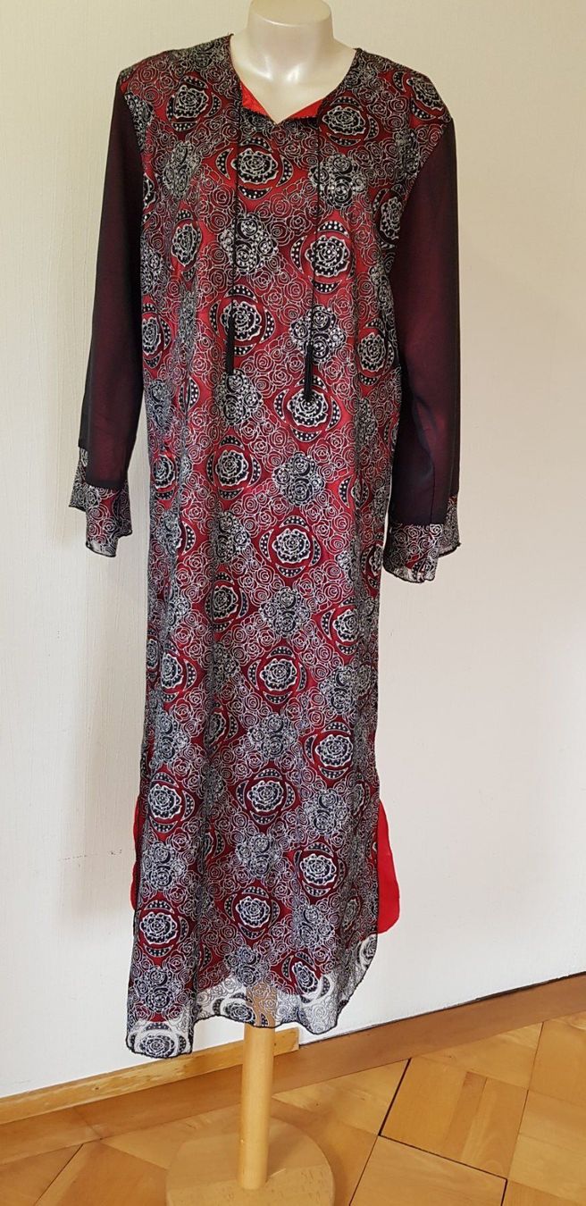 Vestiti: Kleid, orientalisch, Gr. 46 48 50 52 – Usato da Uster venduto da Astral