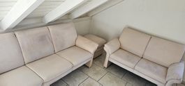 2-teiliges Sofa hellbeige mit Hocker