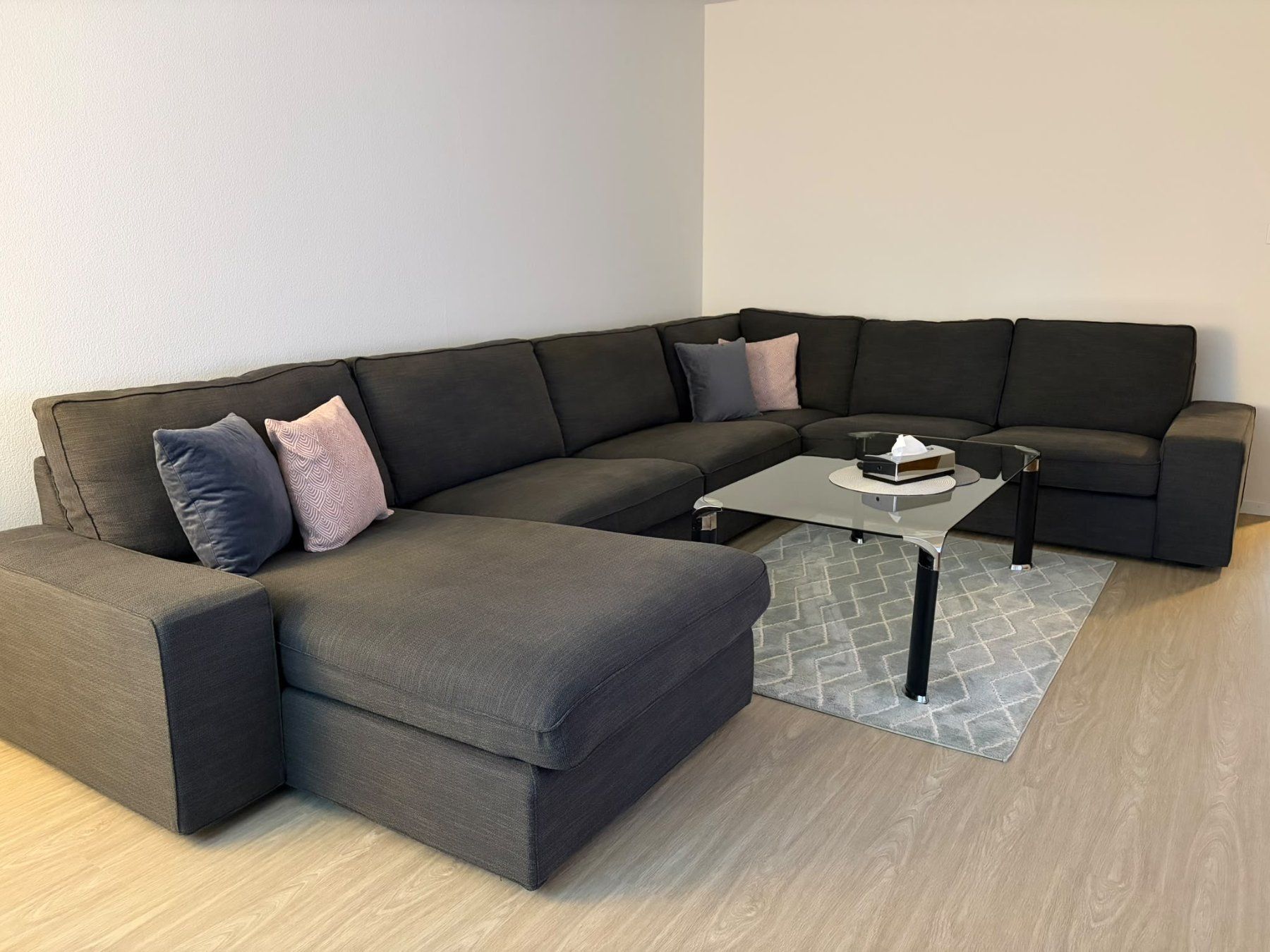 Ikea Divani: Ikea Sofa/Wohnlandschaft – Usato da Regensdorf venduto da sai_9cl2