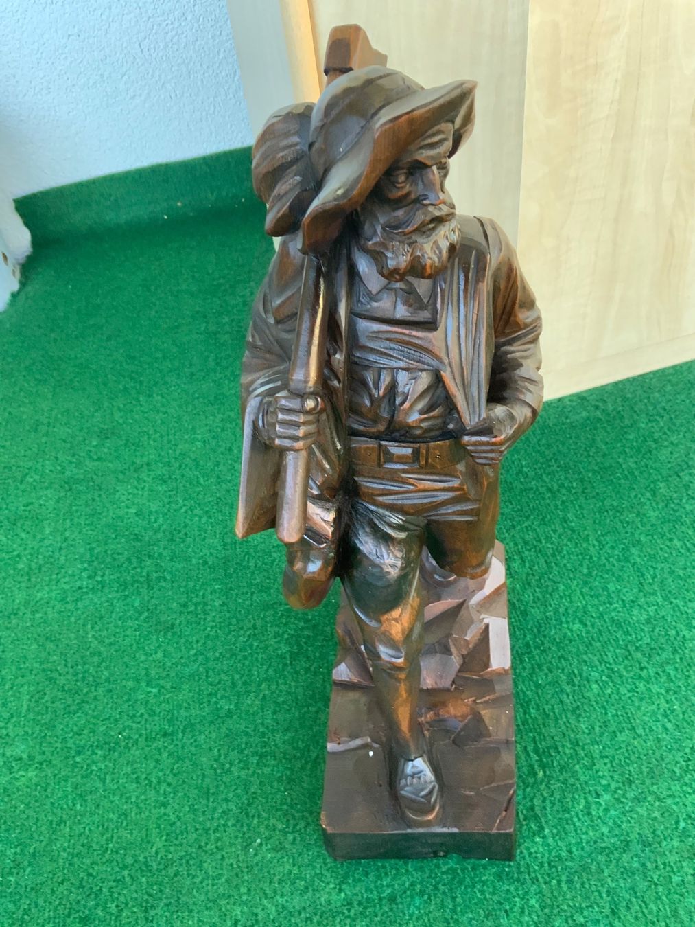 Figurines: Holzfäller aus Massivem Holz Antik – D'occasion à Schübelbach par Hecht11. 3