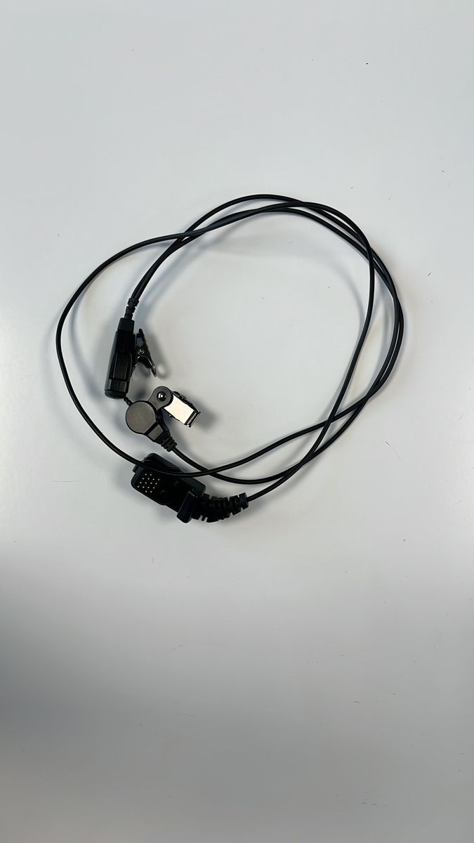 Kopfhörer: Headset mit PTT-Taste, guter Zustand – Gebraucht aus Andelfingen von estark