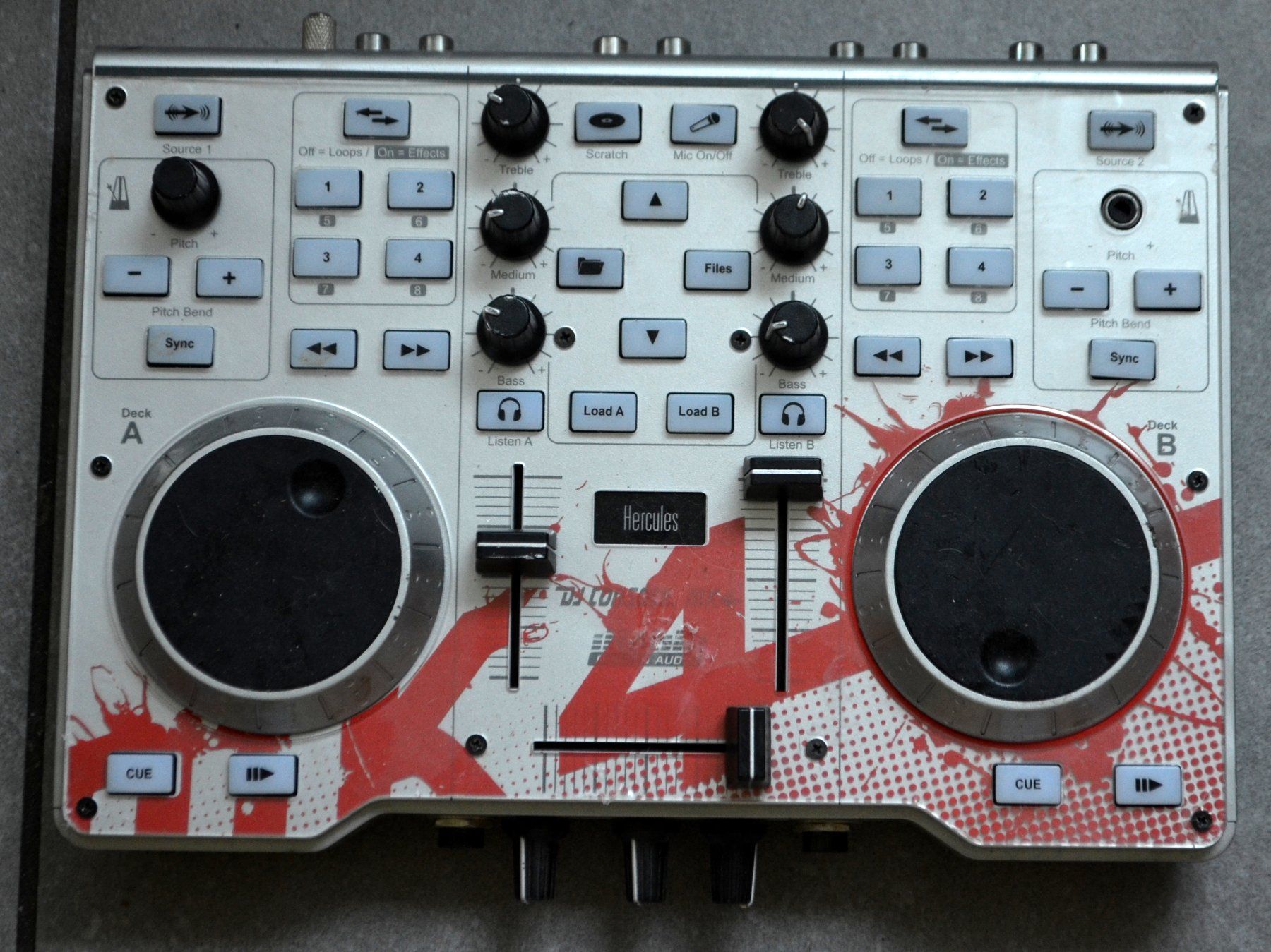 Hercules Console di mixaggio: Hercules DJ Console MK4 – Usato da Collonges venduto da arashee