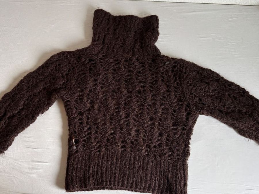 Maglioni & Felpe: Brauner Strickpullover mit Holzknöpfen, Gr. M – Usato da Vilters venduto da Sidsel_M 1
