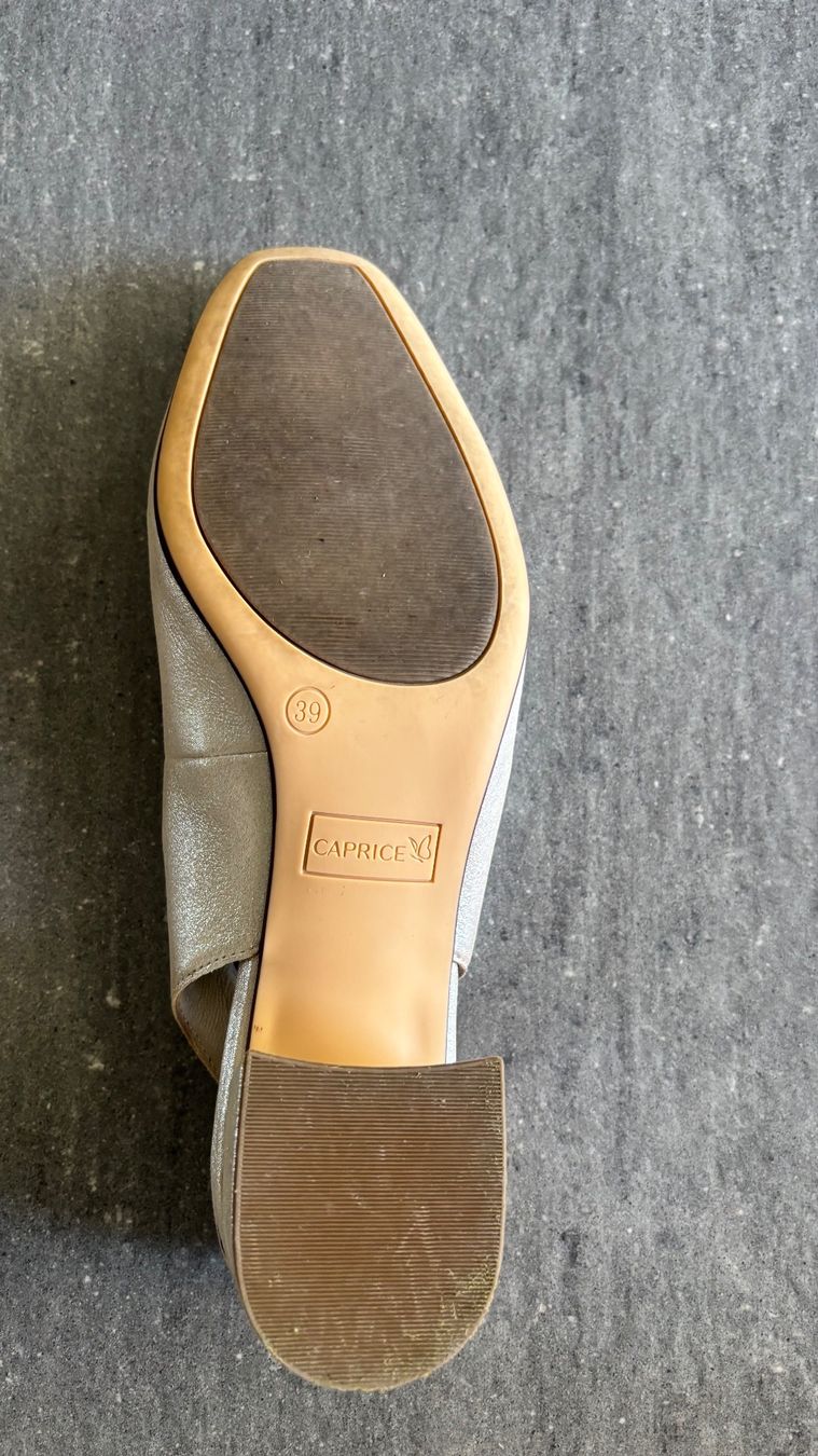 Scarpe da donna: Damenschuhe Caprice Grösse 39 perlfarbig – Nuovo (secondo la descrizione) da Worb venduto da jon_8wpq 1