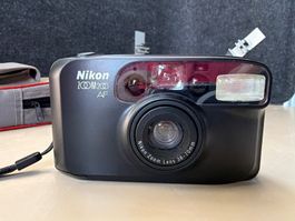 NIKON ZOOM 200 AF 38-70 mm