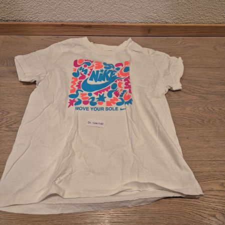 Nike T-Shirt Gr. 134/140