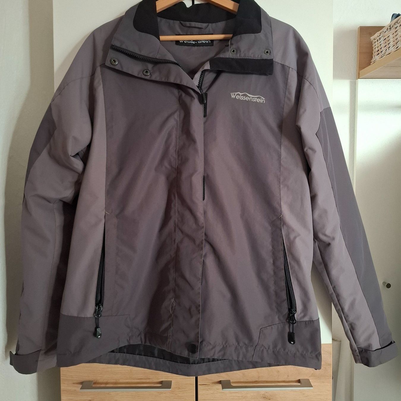Giacche: Damen Regenjacke, grau, Gr. L – Usato da Sisseln AG venduto da Tropea4334
