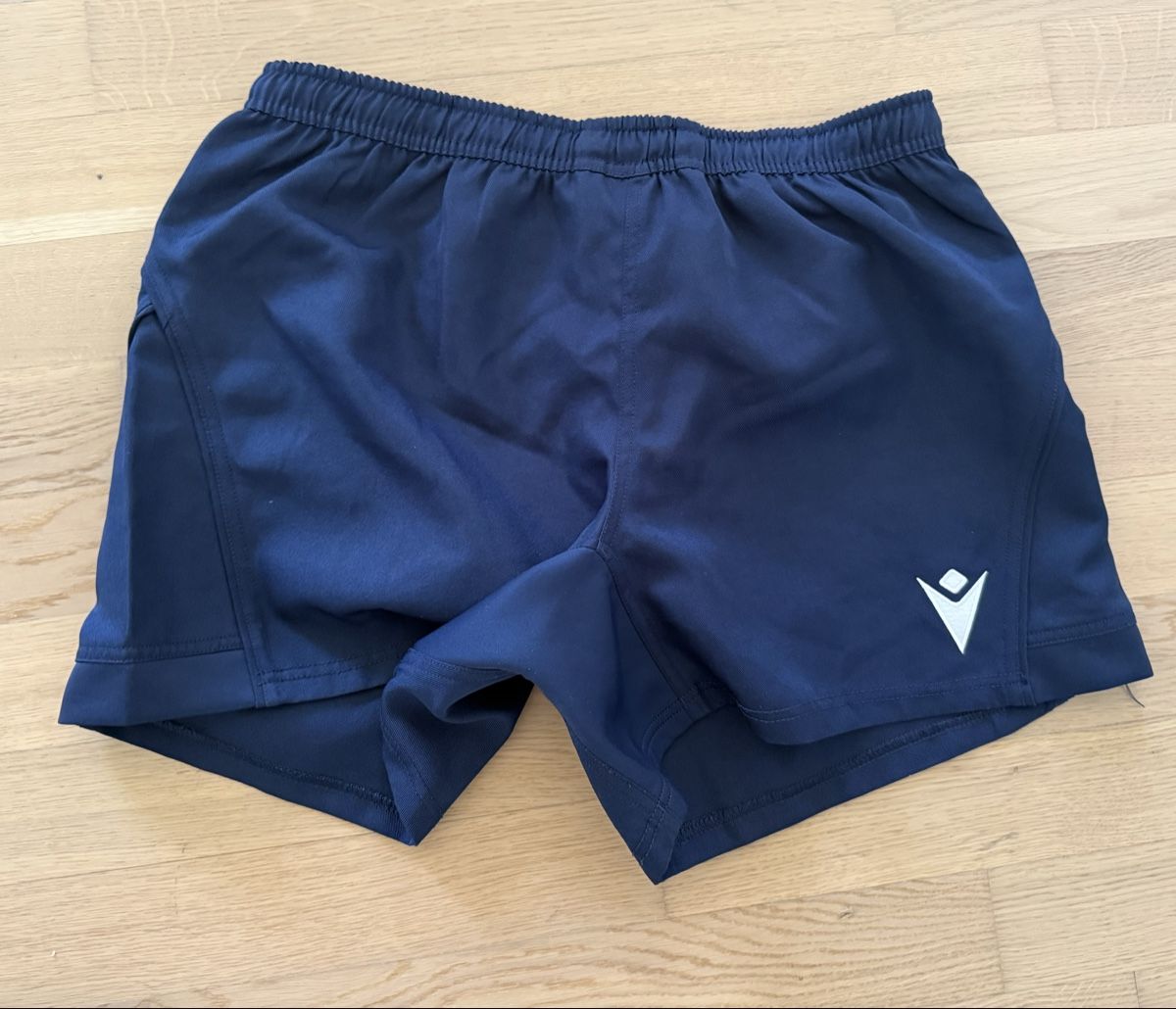 Pantaloni: Macron Rugby Shorts XL – Usato da Glattpark(Opfikon) venduto da Sonyc